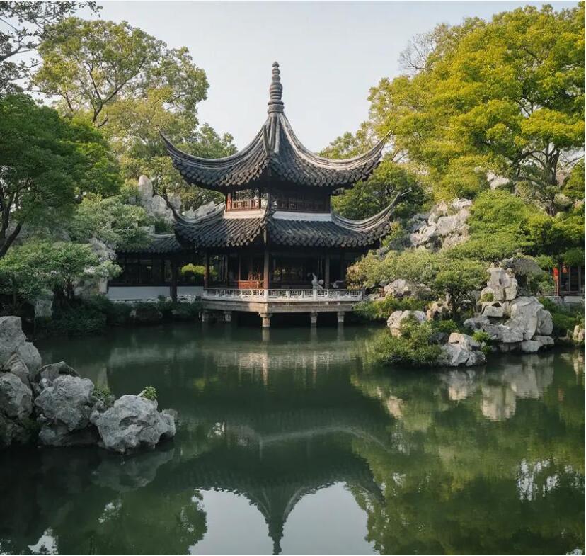 兴宁雨韵餐饮有限公司